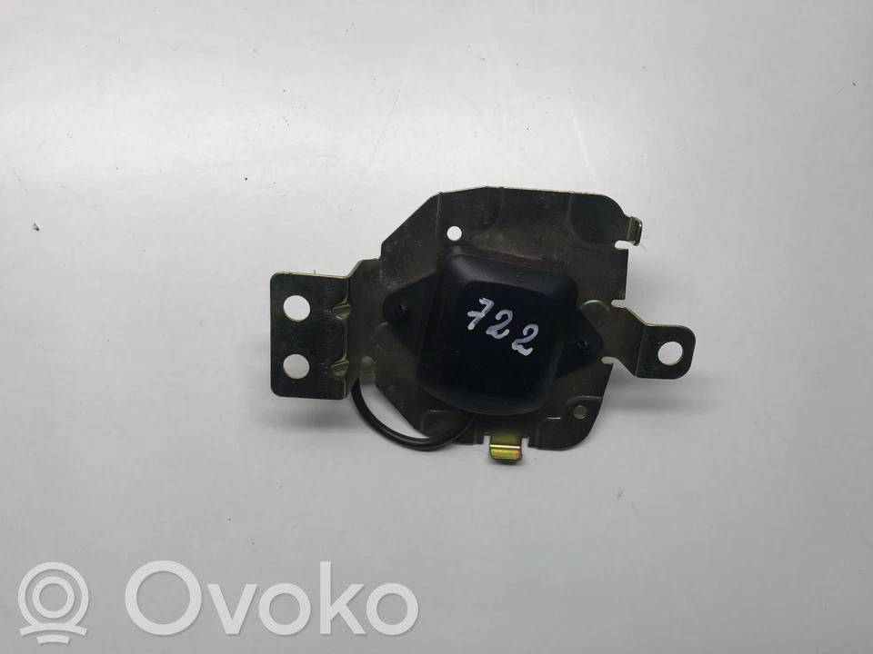 Antena (GPS antena)   8375944