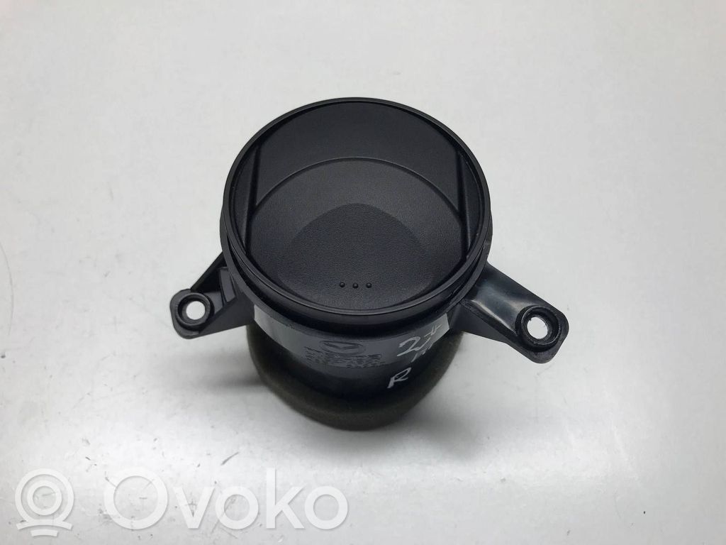 Mazda 2 Боковая воздушная решётка 