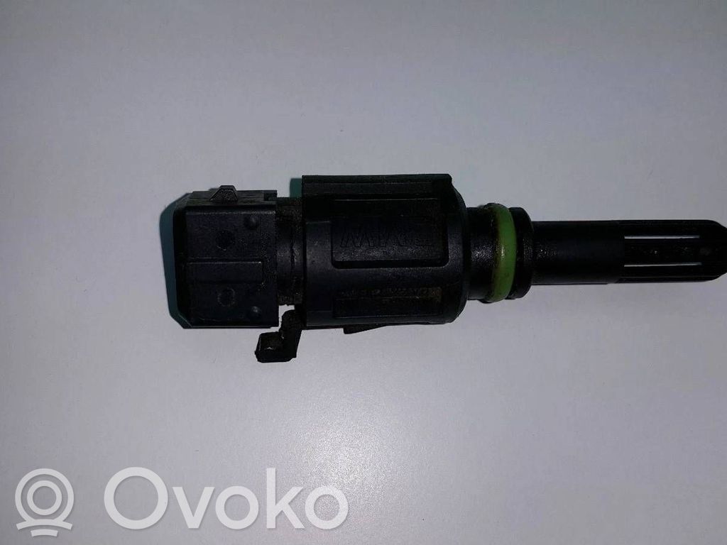 BMW 5 E39 Intake air temperature sensor 
