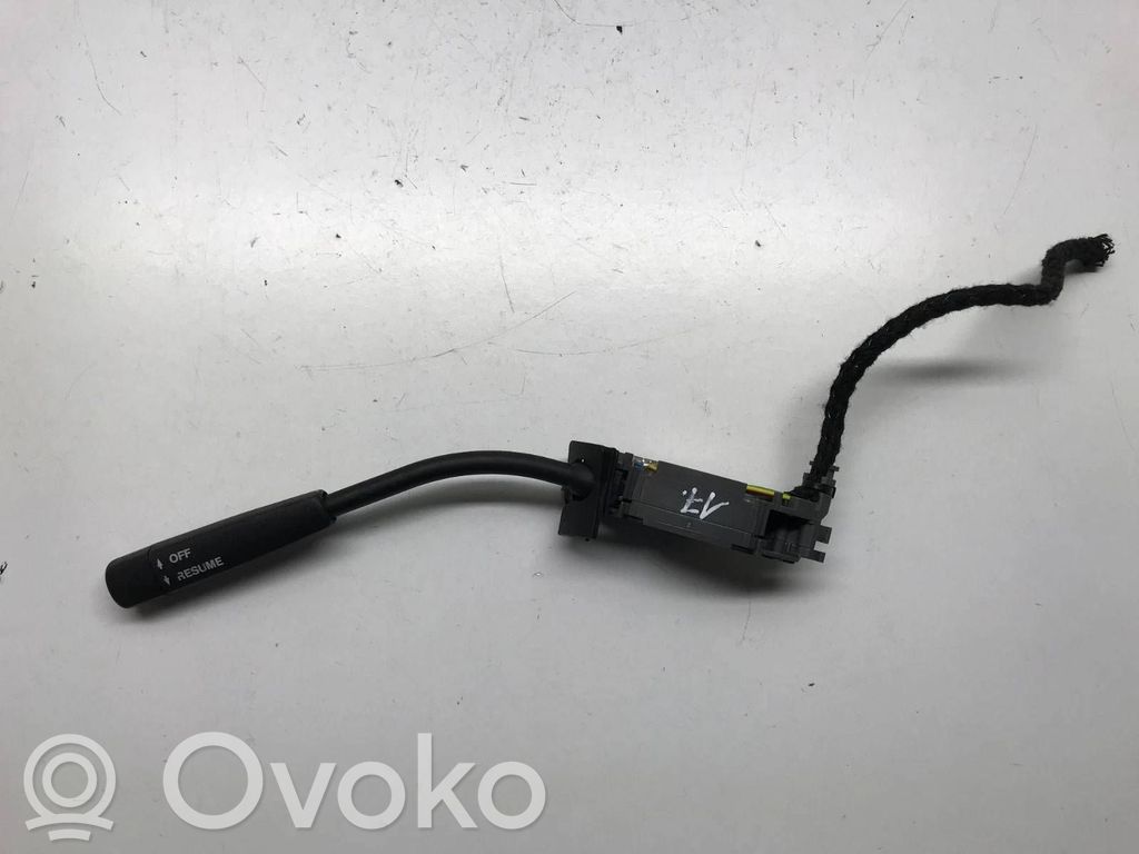 Commande régulateur de vitesse   2105400745