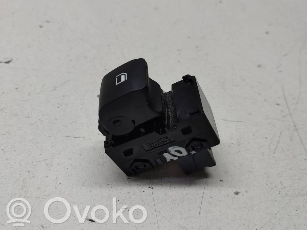 Hyundai i20 (BC3 BI3) Elektrinių langų jungtukas 
