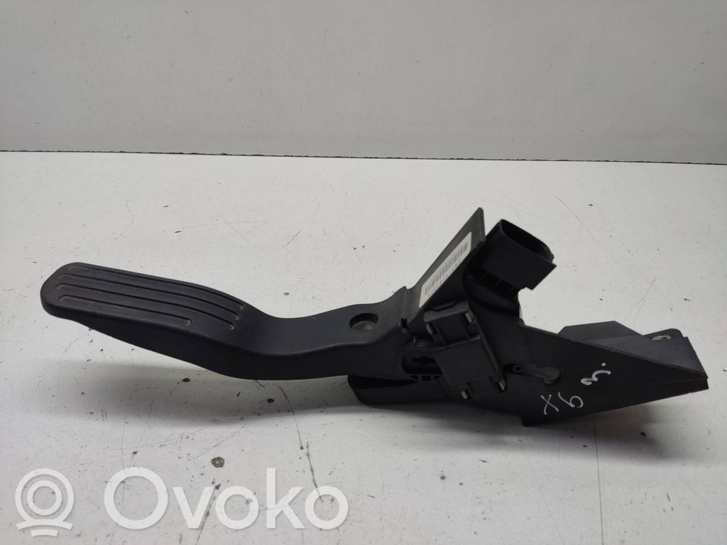 Ford Mondeo Mk III Pedale dell’acceleratore 