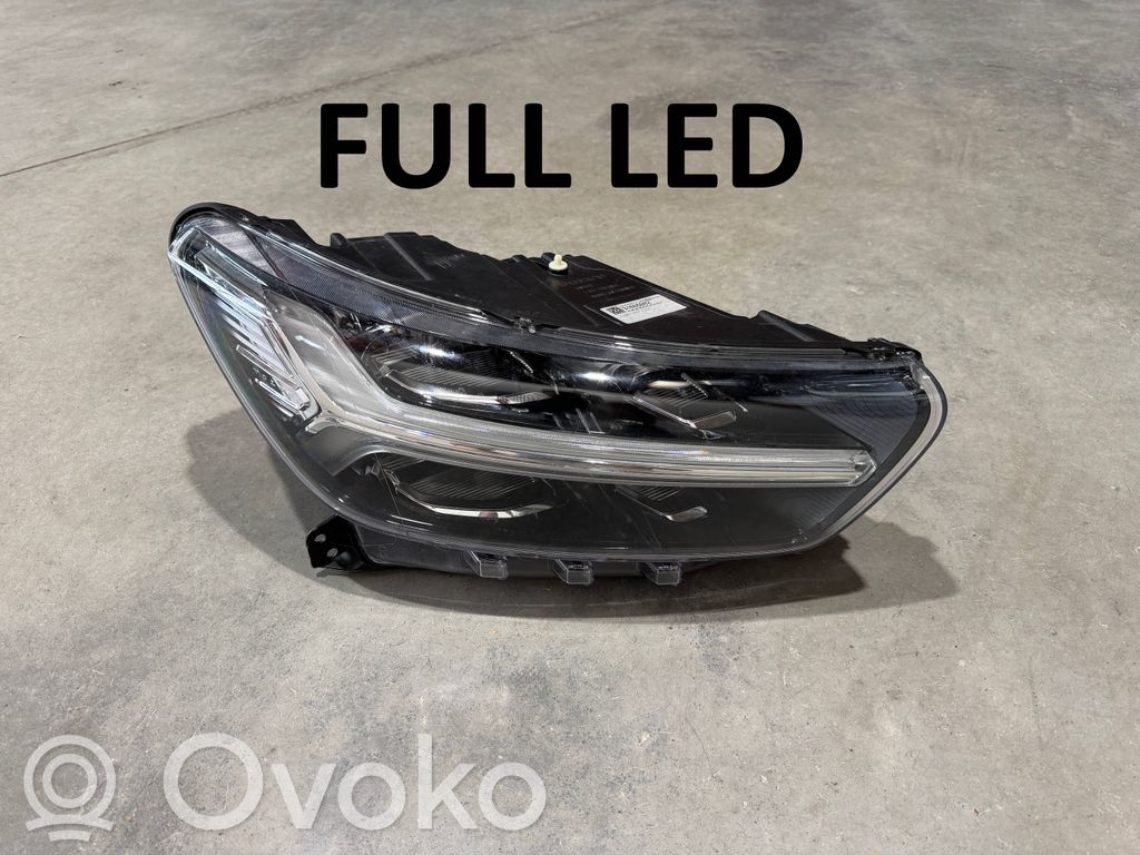 Volvo XC40 Scheinwerfer 