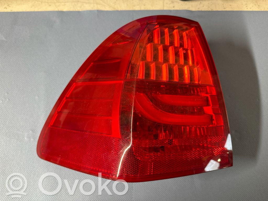 Rear/tail lights   218101