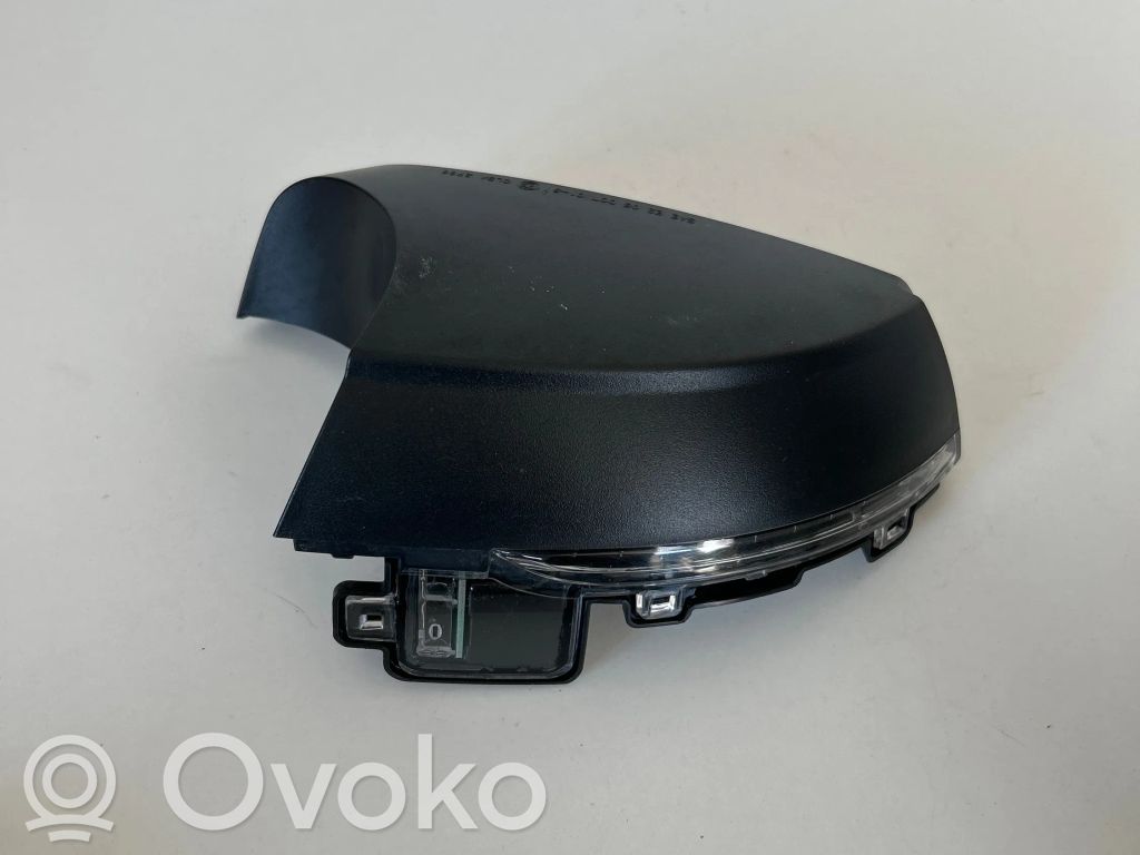 Volkswagen Golf VII Element lusterka bocznego drzwi przednich 