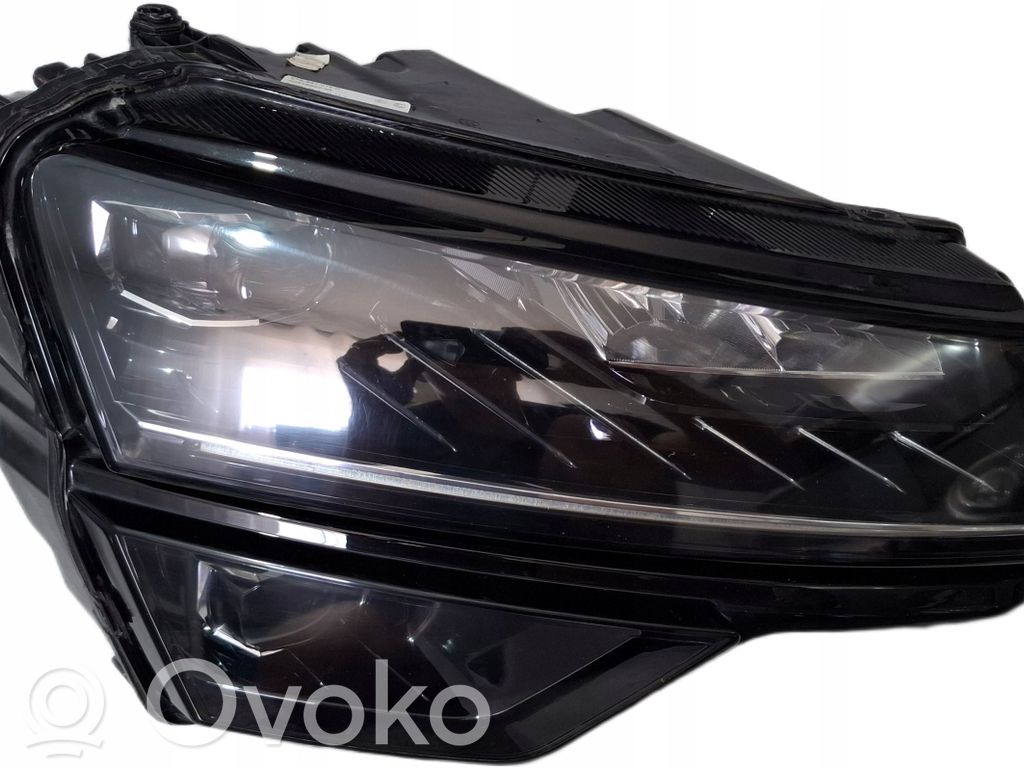 Skoda Karoq Headlight/headlamp 