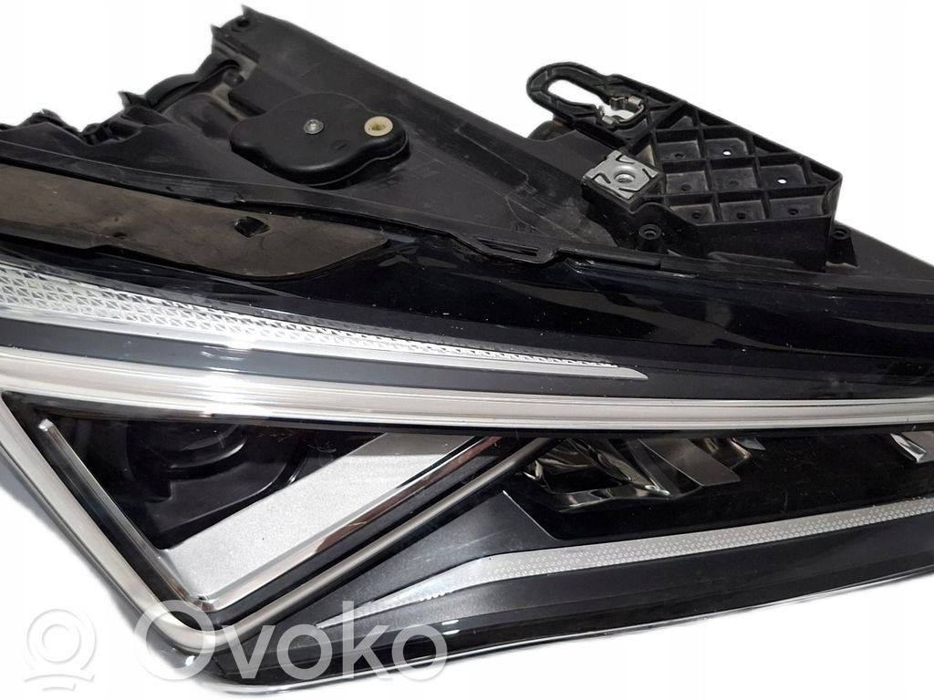 Cupra Formentor Headlights/headlamps set 
