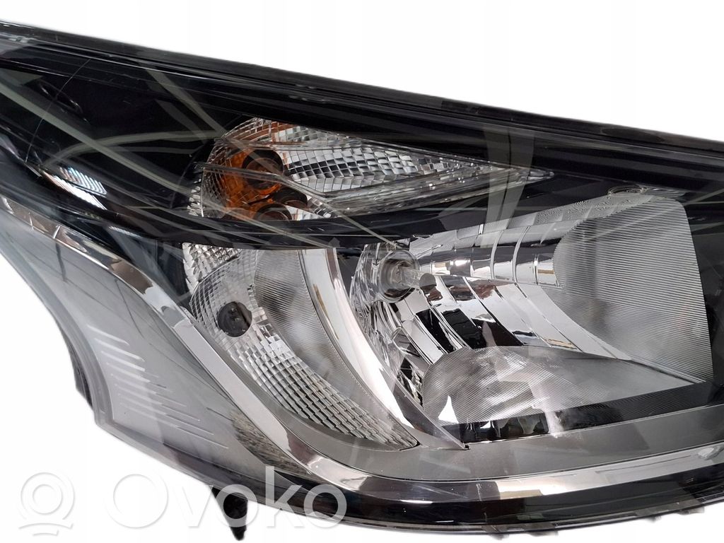 Renault Trafic III (X82) Phare frontale 