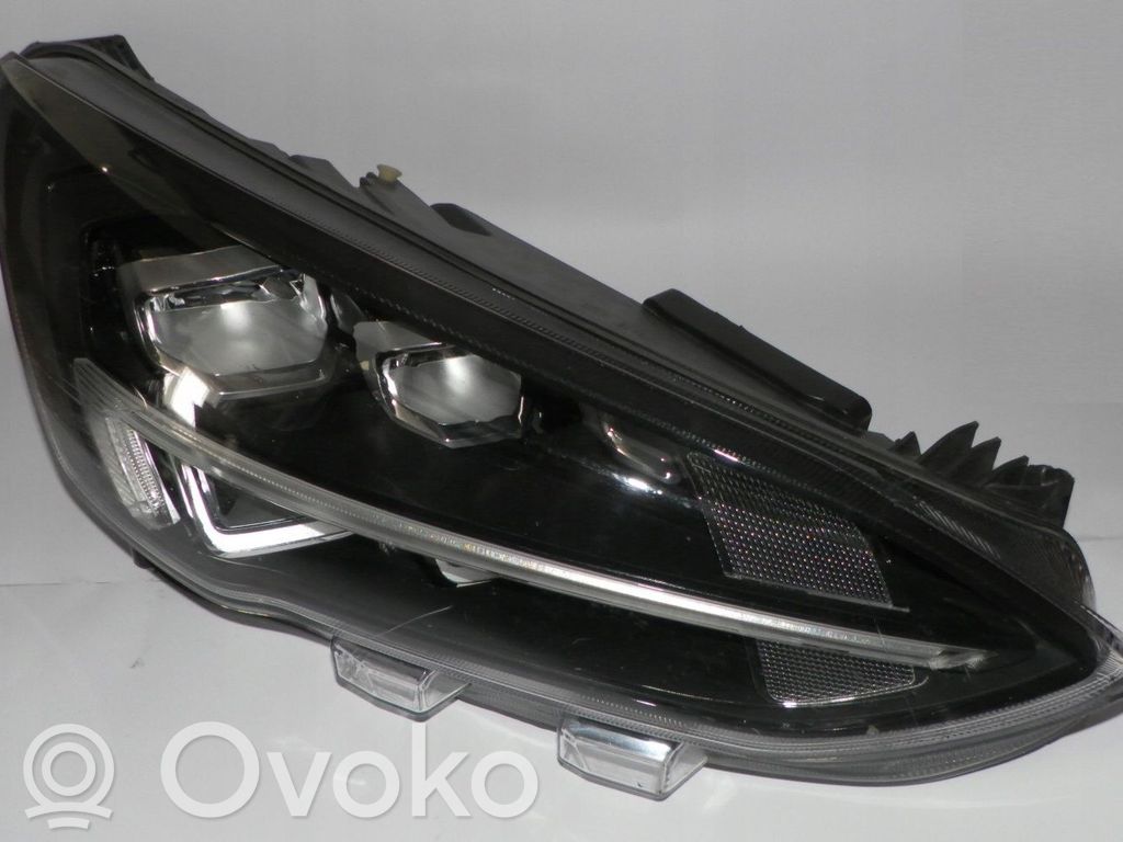 Ford Focus Headlight/headlamp 