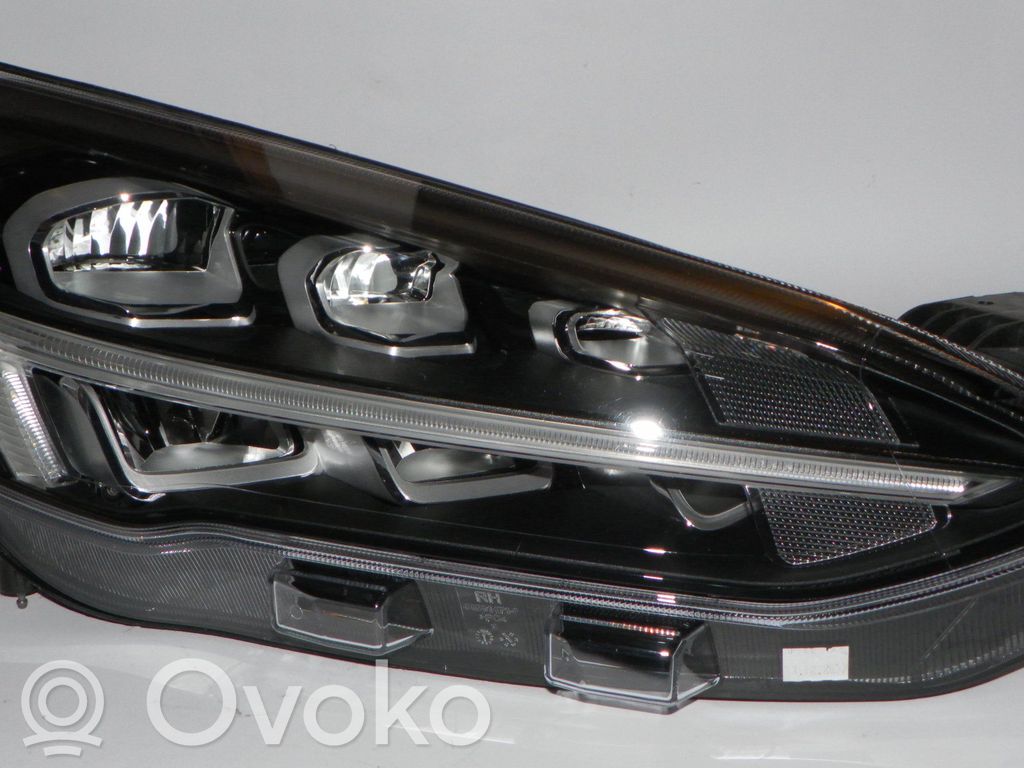 Ford Focus Headlight/headlamp 