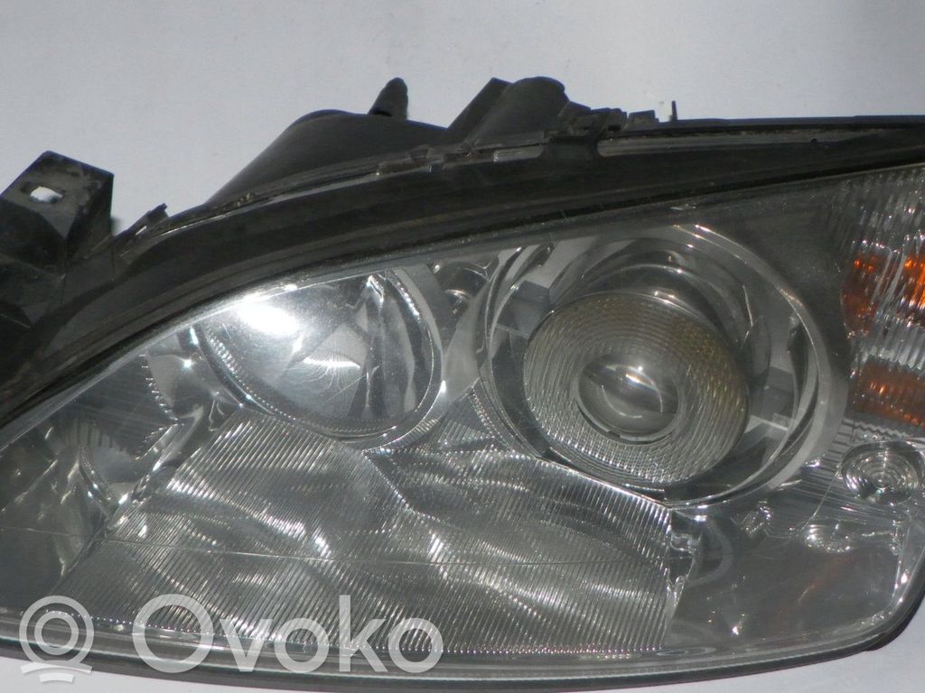 Ford Mondeo Mk III Scheinwerfer 