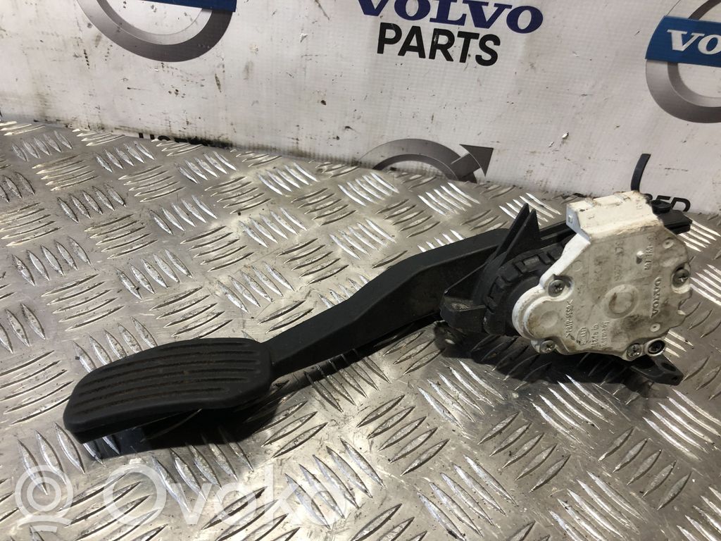 Volvo XC70 Gaspedal 