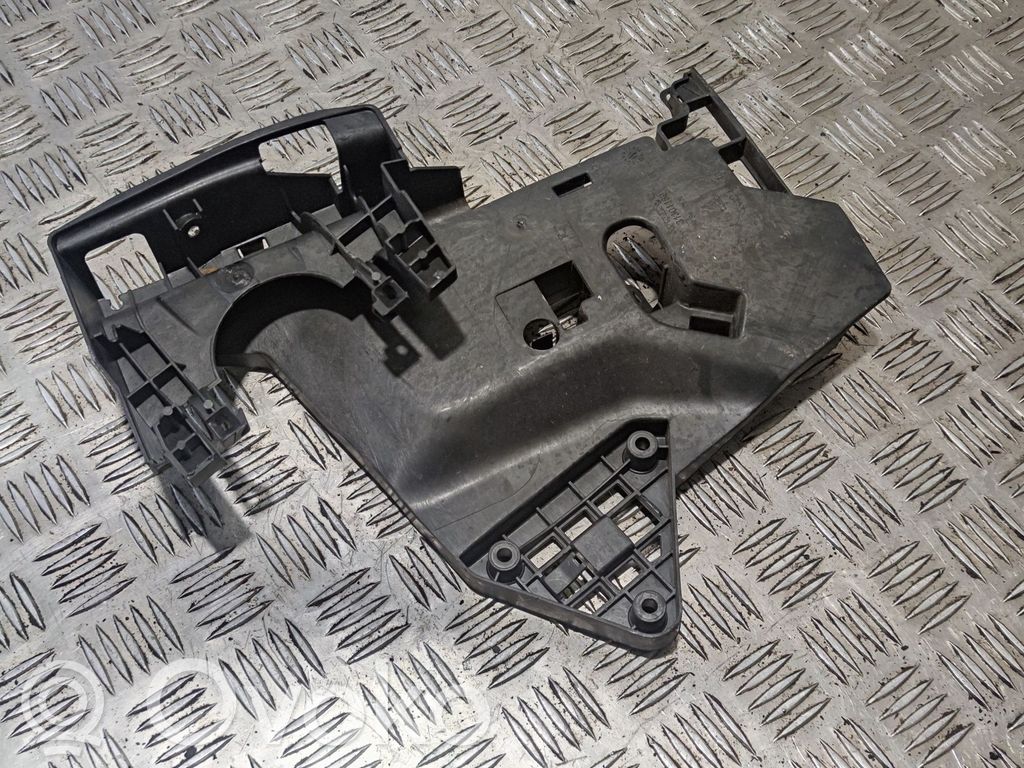 Volvo XC60 Kita salono detalė 