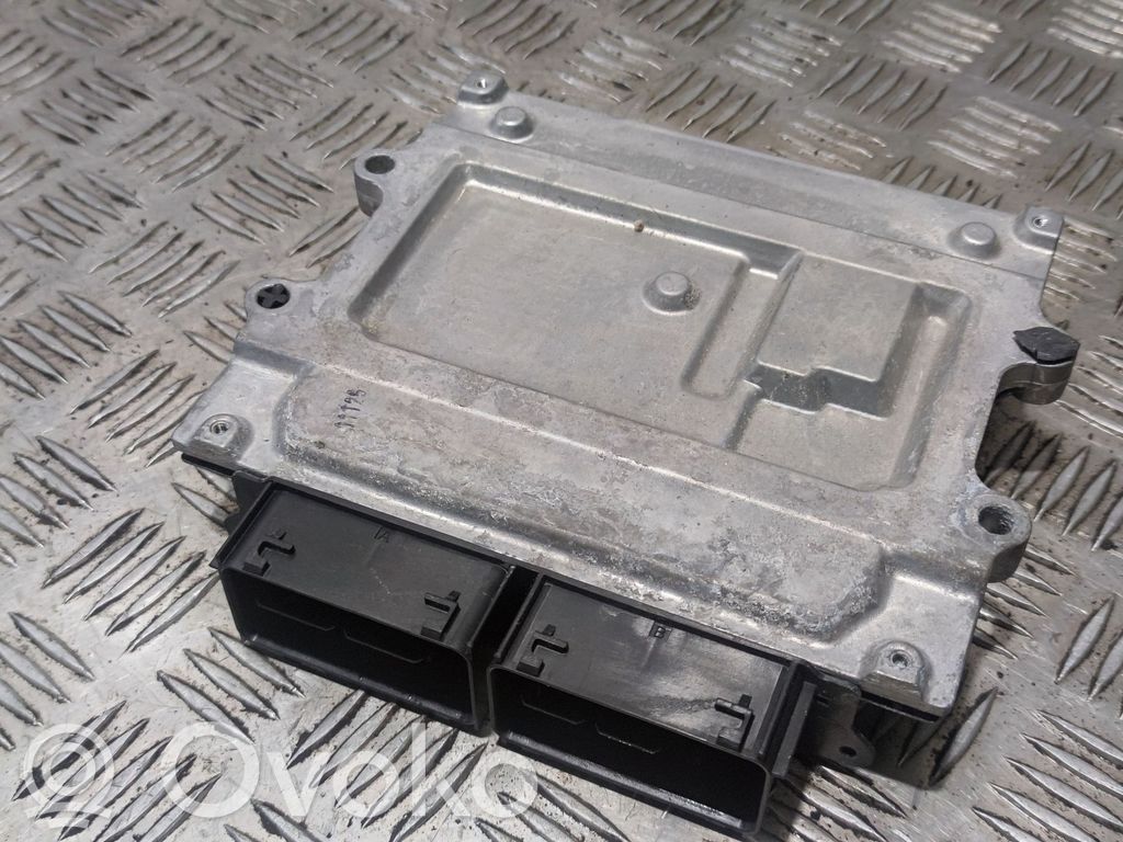 Volvo S90, V90 Engine control unit/module 