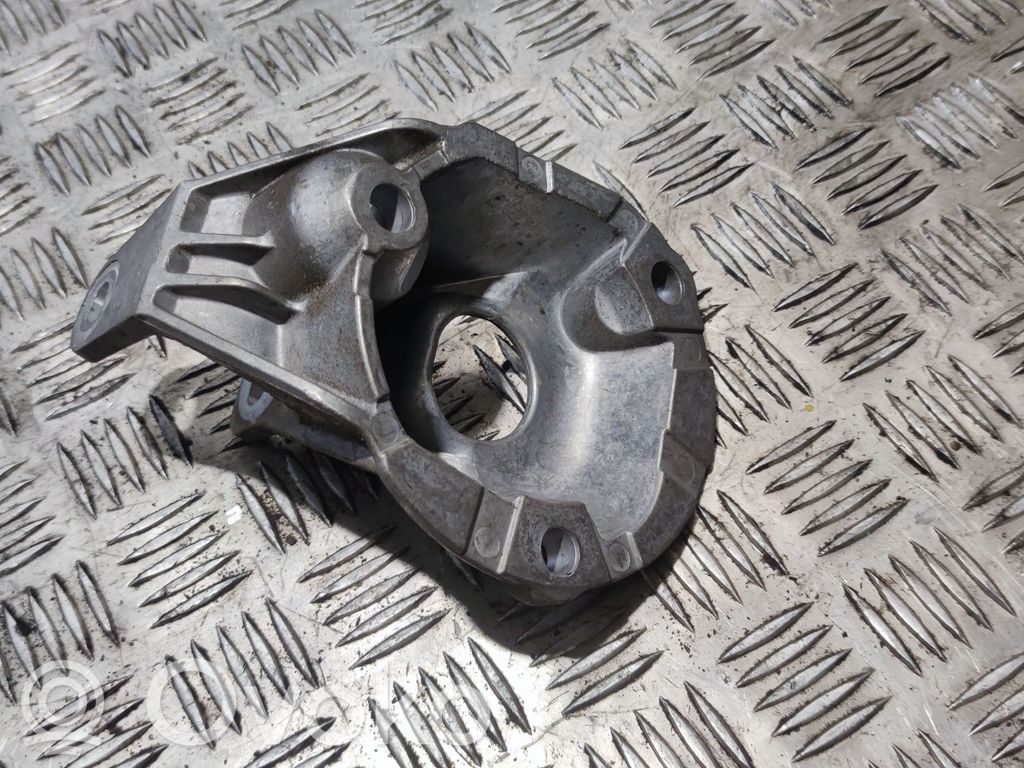 Porsche Cayenne (92A) Coil spring/strut mount 