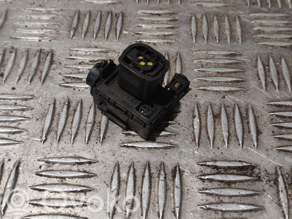Audi A7 S7 4G Sensor / Fühler / Geber 