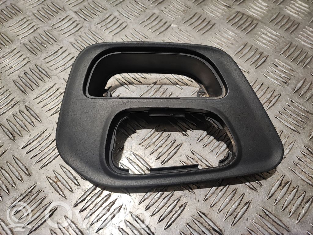 Dodge Challenger Panelės apdailos skydas (centrinis) 