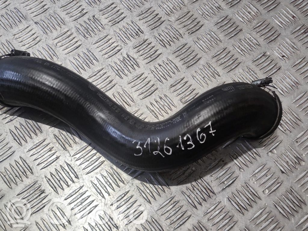 Volvo XC90 Intercooler hose/pipe 