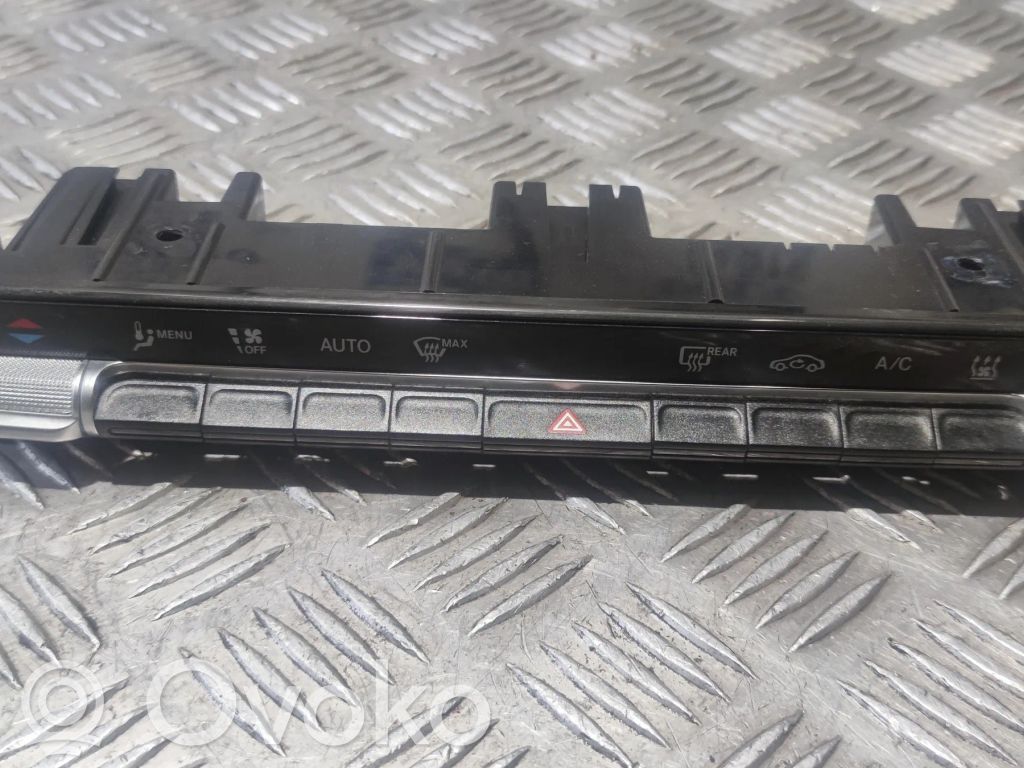 Mercedes-Benz EQB Climate control unit 