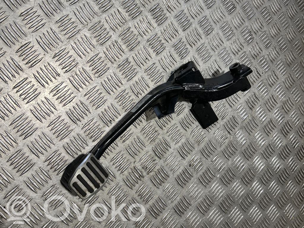 Volvo V60 Jarrupoljin 