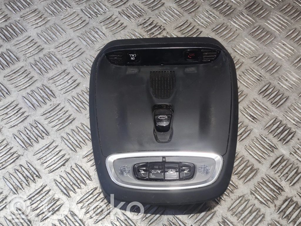 Volvo XC90 Front seat light 