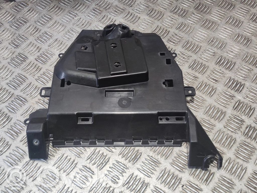Volvo XC60 Other engine bay part 