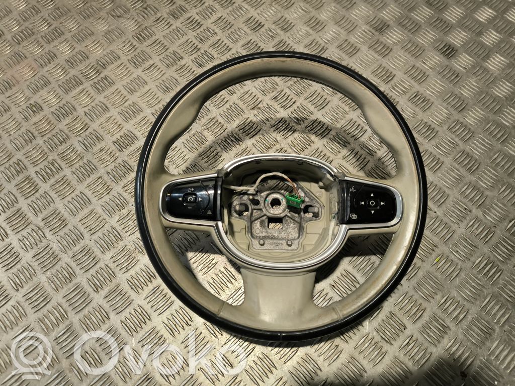 Volvo XC90 Stūre 
