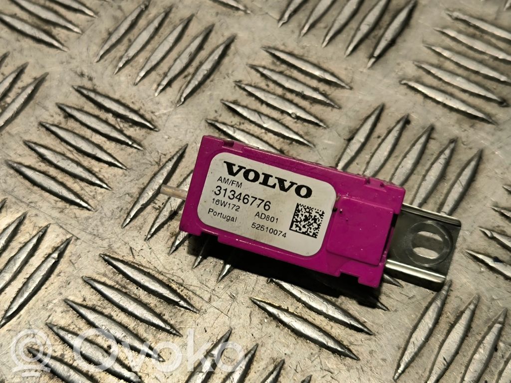 Volvo XC90 Antenos stiprintuvas 
