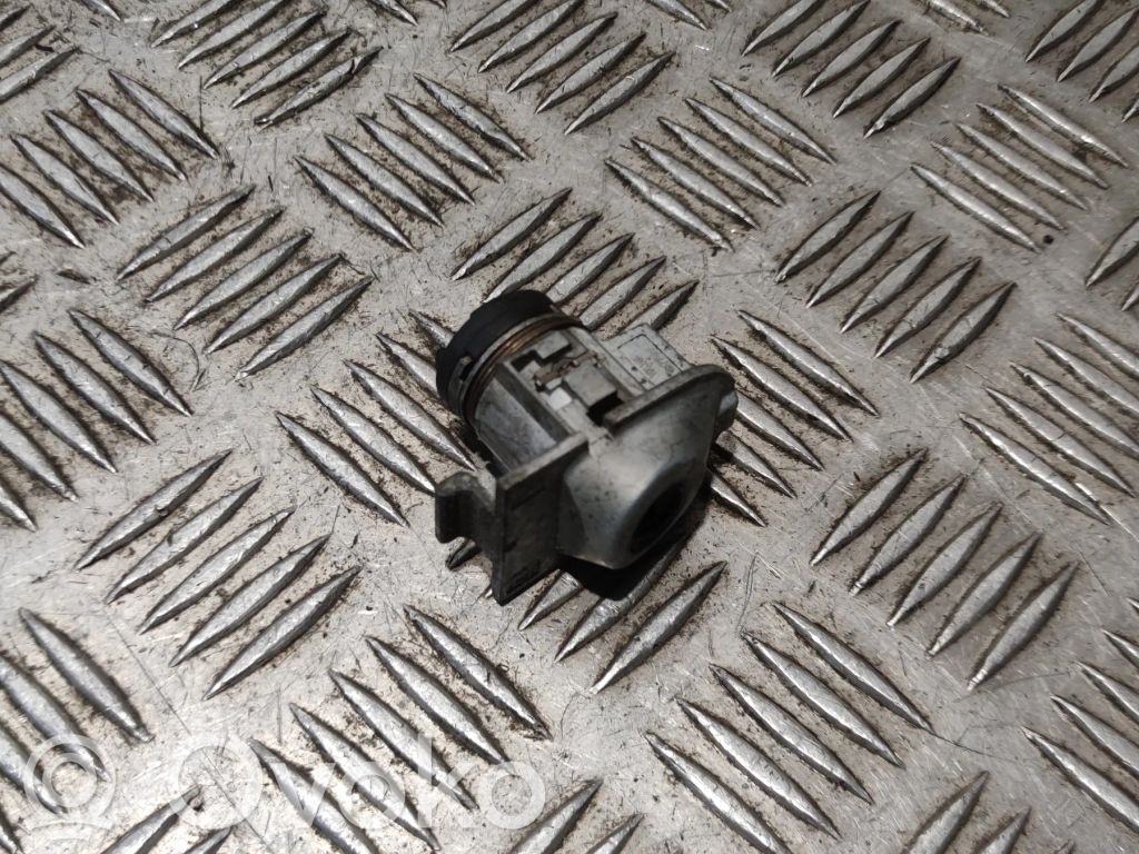 Volvo V50 Serratura portiera anteriore 