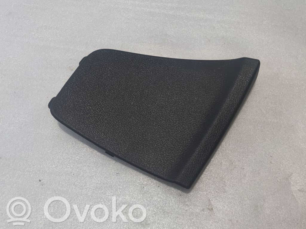 Audi A3 S3 8V Tailgate trim 