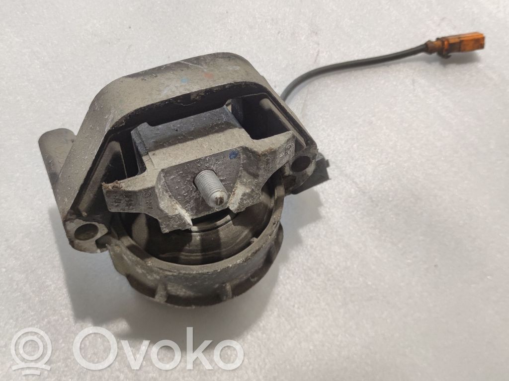 Audi A6 S6 C7 4G Engine mount bracket 