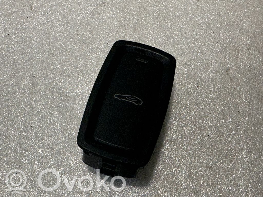 Porsche Cayenne (92A) Comutator alarmă 