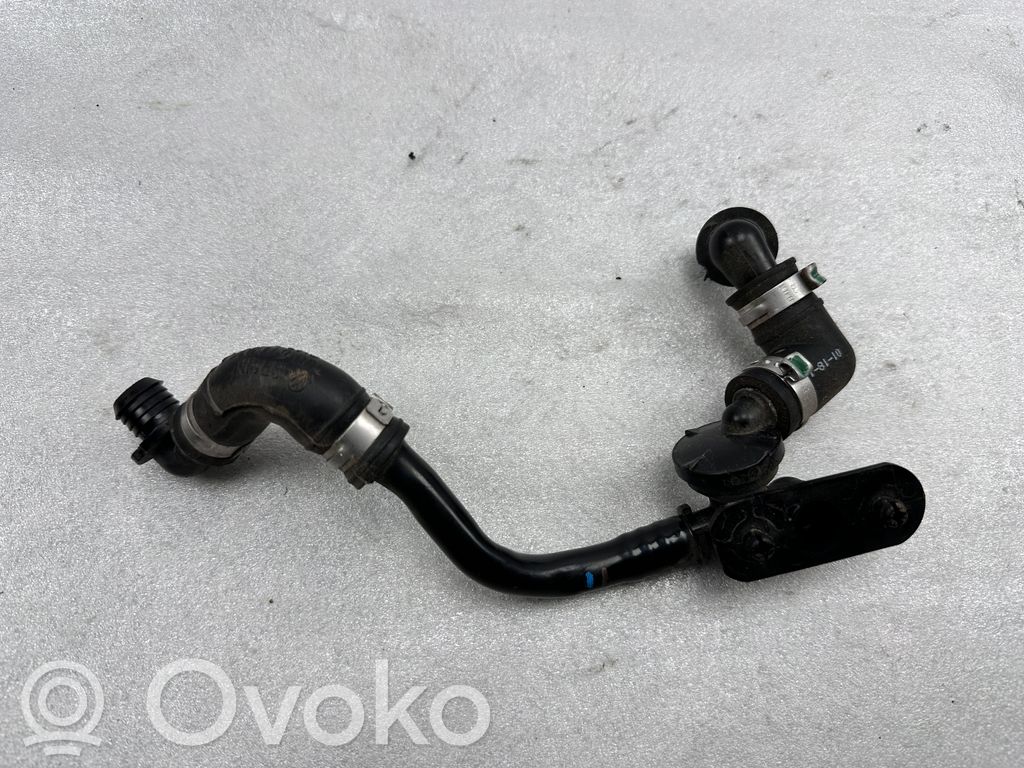 Audi A8 S8 D4 4H Unterdruckleitung / Unterdruckschlauch 