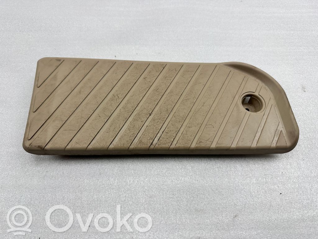 Audi Q7 4M Jalkatuki 