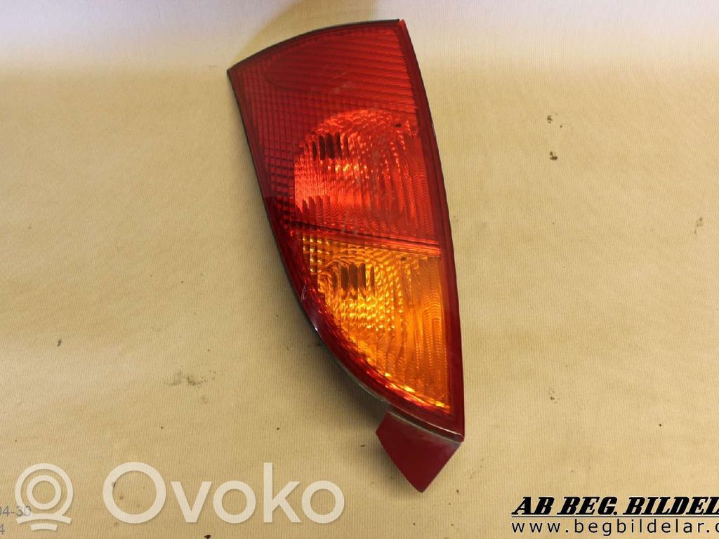 Rear/tail lights   XS4X13405AE