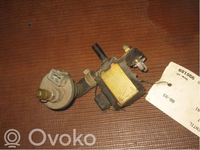 Volkswagen PASSAT B3 Vacuum valve 