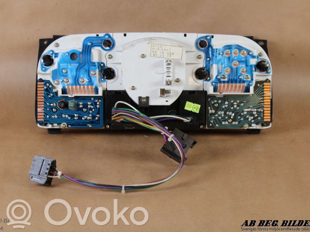 Saab 9000 CC Speedometer (instrument cluster) 