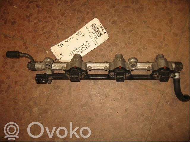 Fuel injector   1970200010