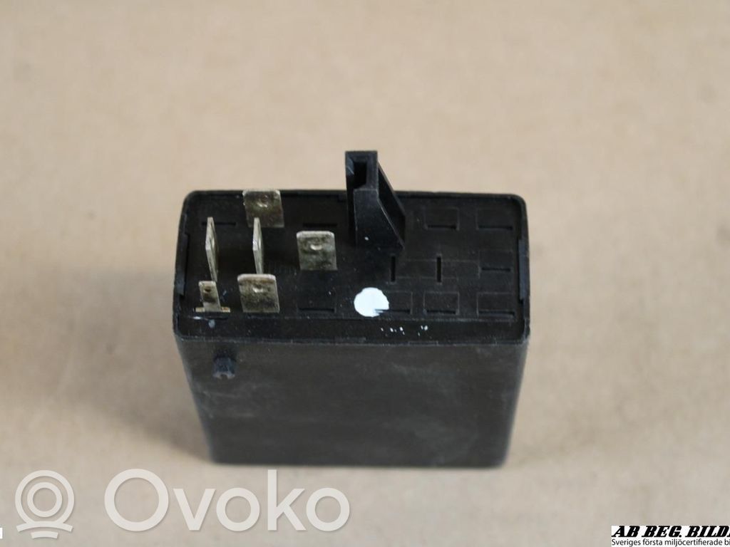 Other relay   1384825