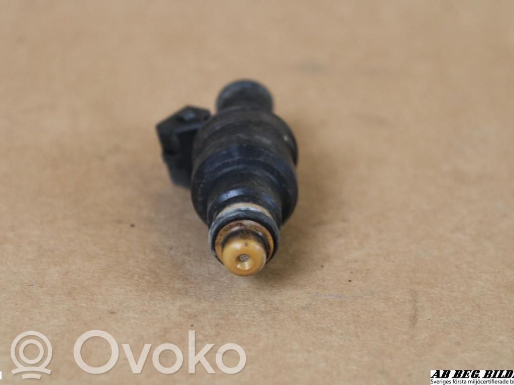 Audi 100 S4 C4 Inyector de combustible 