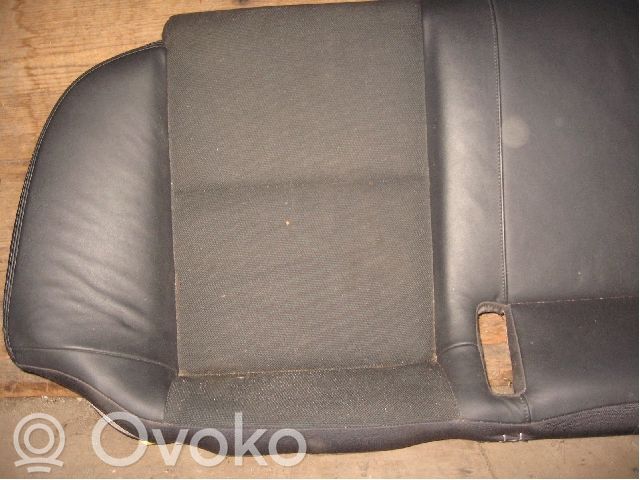 Asiento trasero   4F0885375