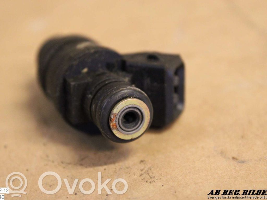 Fuel injector   96351840