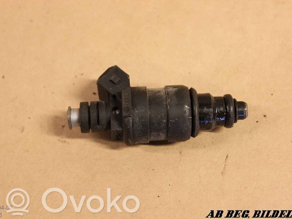 Audi A6 S6 C4 4A Inyector de combustible 