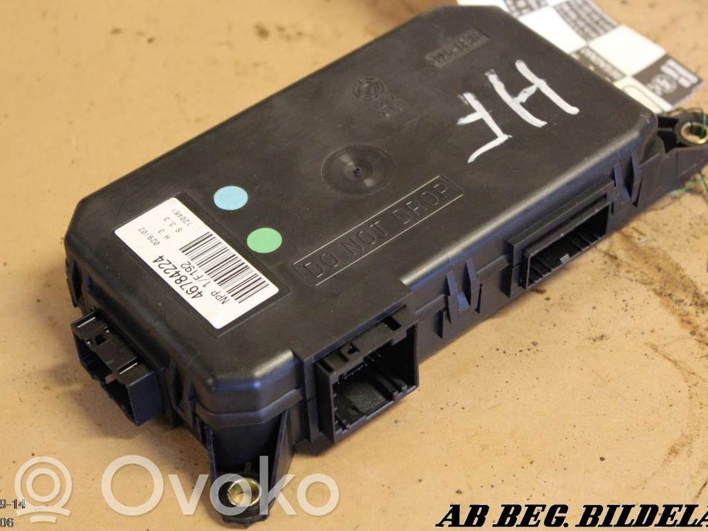 Door central lock control unit/module   46784224