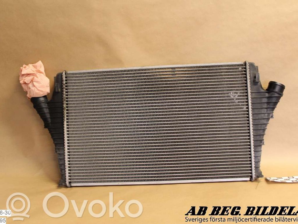 Saab 9-3 Ver2 Interkūlerio radiatorius 