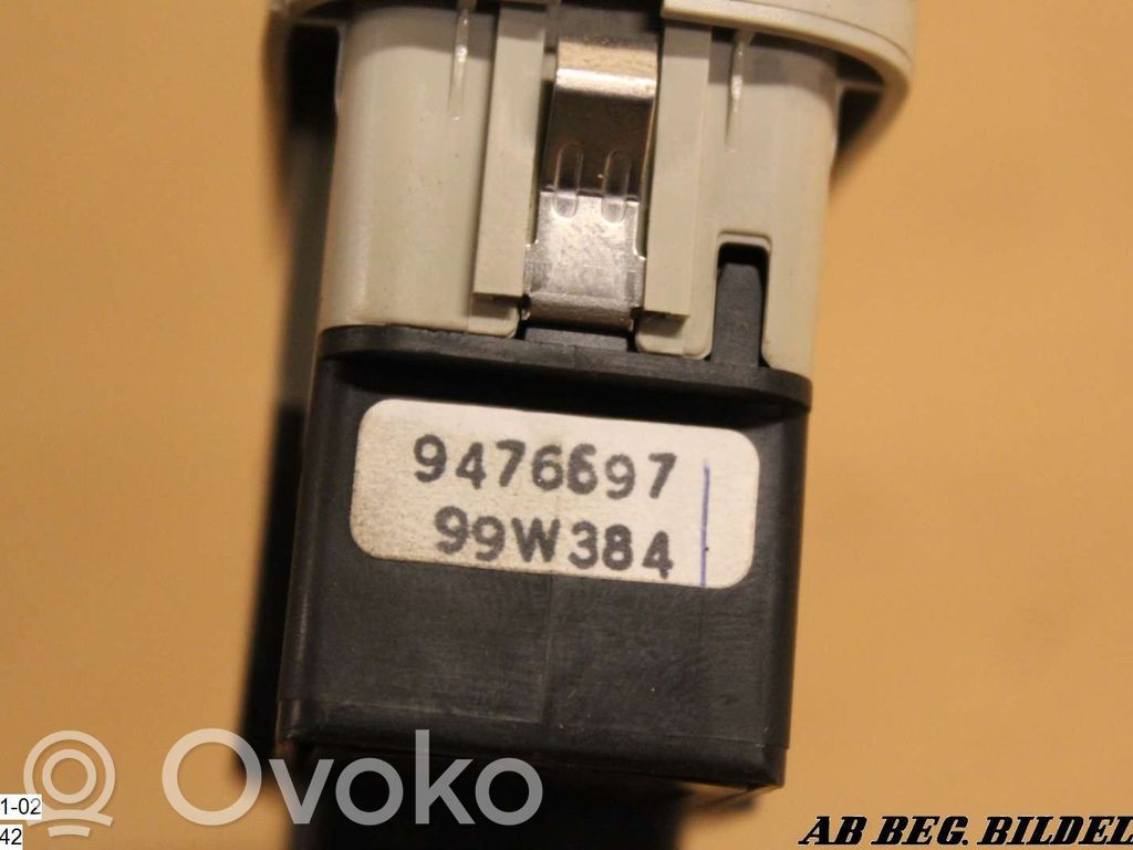 Electric window control switch   9476697