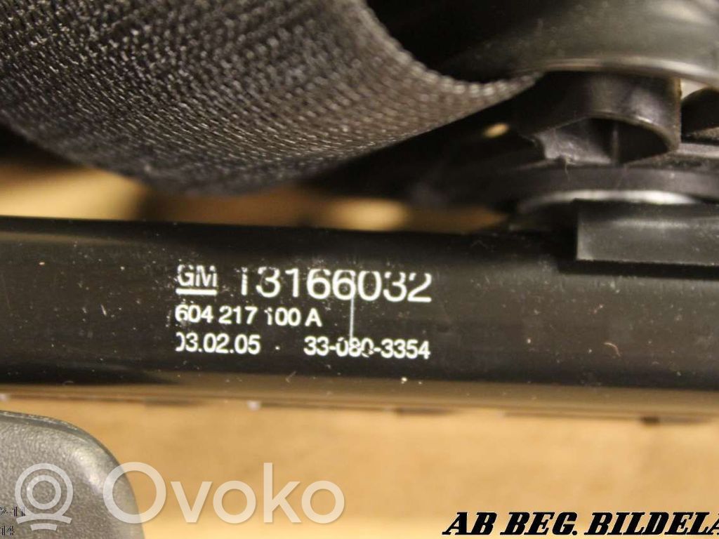 Opel Astra H Cinturón delantero 