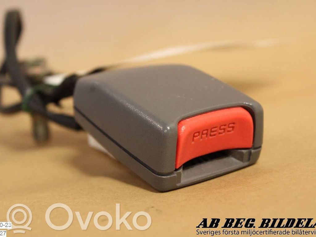 Hyundai Accent Front seatbelt buckle 