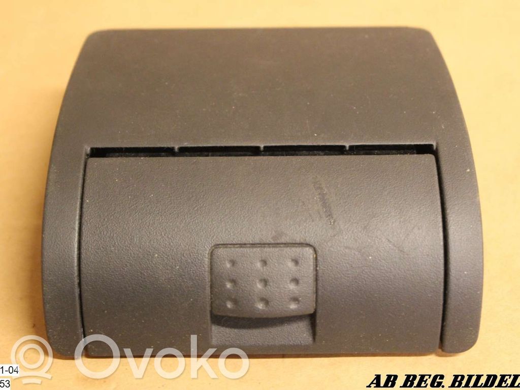 Pelnutrauks (priekšā)   09114445