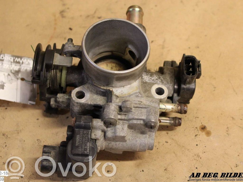 Toyota Corolla Verso E121 Droseļvārsts 